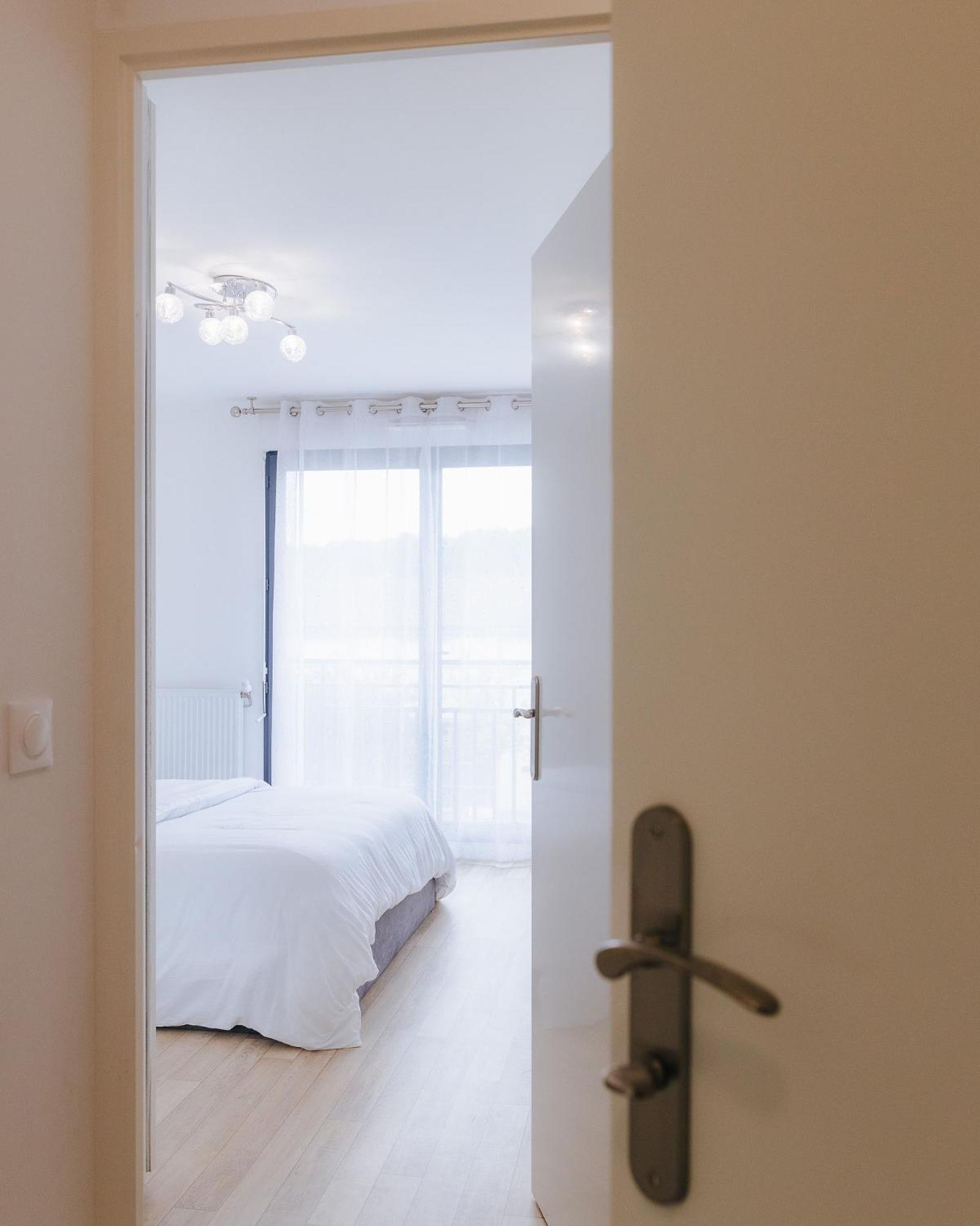 Appartement Luxueux, Neuf & Equipe A Versailles, Saint-Cyr-lʼÉcole Εξωτερικό φωτογραφία